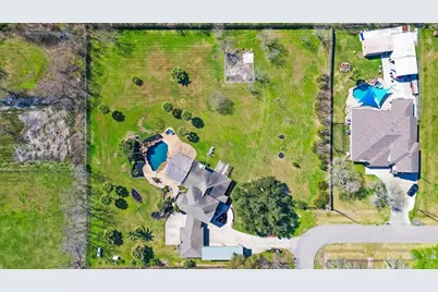 2203 Lomax, La Porte, TX 77571 - Photo 33