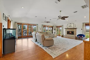 2203 Lomax, La Porte, TX 77571 - Photo 7