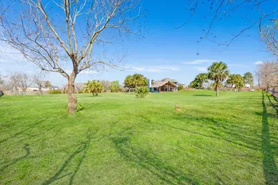 2203 Lomax, La Porte, TX 77571 - Photo 31