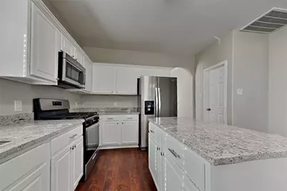 3242 Enchanted Hollow Lane, Spring, TX 77388 - Photo 9