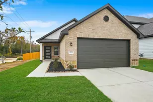 11703 Eclipse Dr, Willis, TX 77318 - Photo 1