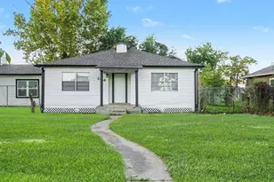 654 Ridge Dr, Crosby, TX 77532 - Photo 1