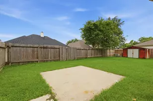 4919 Elmwood Ct, Baytown, TX 77521 - Photo 19