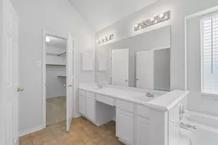 4919 Elmwood Ct, Baytown, TX 77521 - Photo 13