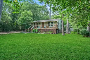 11045 Woodview Dr, Conroe, TX 77303 - Photo 15