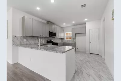 12214 Heather Flower Lane, Houston, TX 77014 - Photo 11