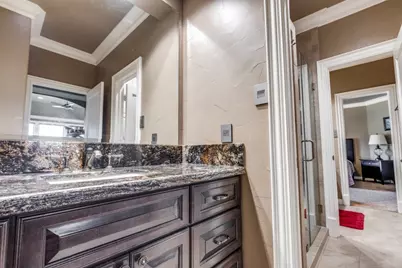 4 Island Green Court, Kingwood, TX 77339 - Photo 33