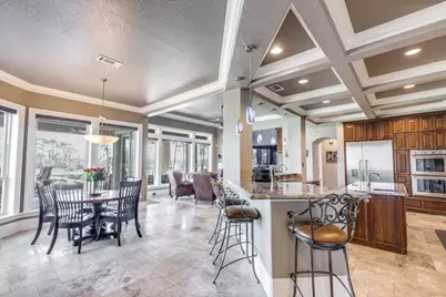 4 Island Green Court, Kingwood, TX 77339 - Photo 11