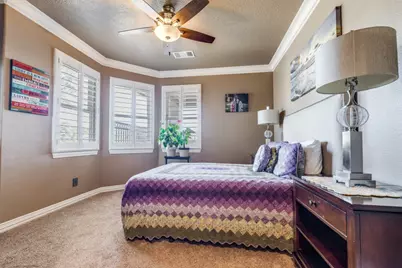 4 Island Green Court, Kingwood, TX 77339 - Photo 29