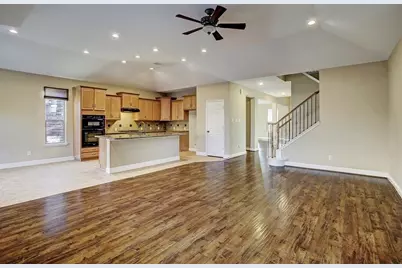 11022 Avery Oaks Lane, Richmond, TX 77406 - Photo 7