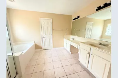 14910 White Forge Ln Lane, Sugar Land, TX 77498 - Photo 13