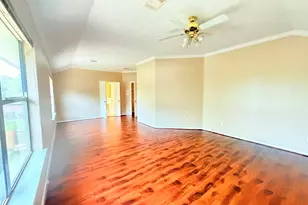 14910 White Forge Ln, Sugar Land, TX 77489 - Photo 11