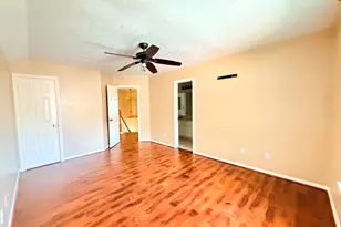 14910 White Forge Ln, Sugar Land, TX 77489 - Photo 15