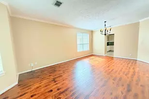 14910 White Forge Ln, Sugar Land, TX 77489 - Photo 3