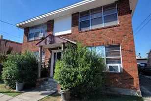 2111 Freeman St, Houston, TX 77009 - Photo 3