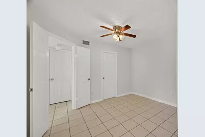 10555 Turtlewood Court #210, Houston, TX 77072 - Photo 27
