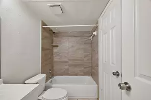 10555 Turtlewood Ct, Houston, TX 77072 - Photo 29