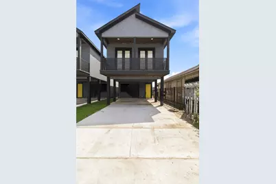 7912 Avenue E #A, Houston, TX 77012 - Photo 1