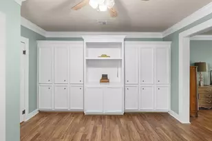 410 N Cochran St, Bellville, TX 77418 - Photo 25