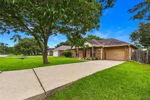 2955 County Rd 855C, Alvin, TX 77511 - Photo 5