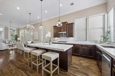 8805 Kolbe Bend Lane, Houston, TX 77080 - Photo 11