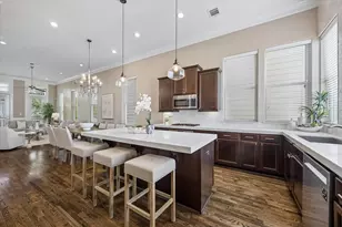 8805 Kolbe Bend Ln, Houston, TX 77080 - Photo 11