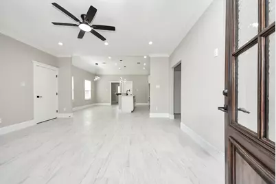 608 Miriam Street, Baytown, TX 77520 - Photo 3