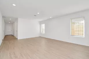 27010 Breakaway Ln, Katy, TX 77493 - Photo 7