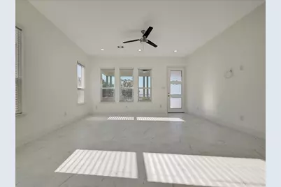 345 Edgewater Drive, Livingston, TX 77351 - Photo 9