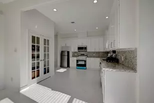 345 Edgewater Dr, Livingston, TX 77351 - Photo 13