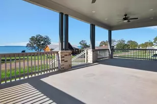345 Edgewater Dr, Livingston, TX 77351 - Photo 3