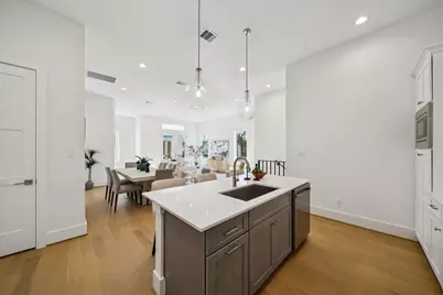 1403 W 21st St #C, Houston, TX 77008 - Photo 9