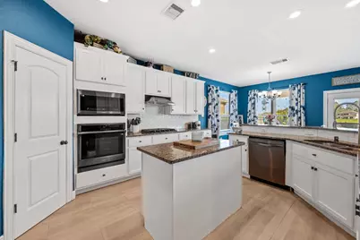21367 S Kings Mill Lane, Kingwood, TX 77339 - Photo 13