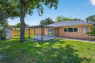 14814 McLeod Dr, Houston, TX 77060 - Photo 33
