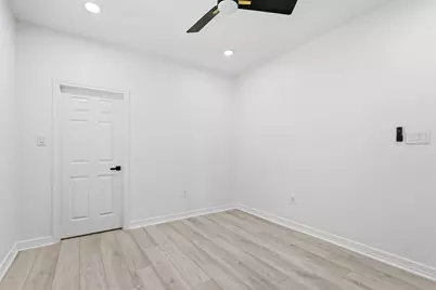 6037 S Acres Drive, Houston, TX 77048 - Photo 27