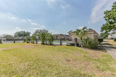 4217 Benard Court #9, Pasadena, TX 77503 - Photo 33