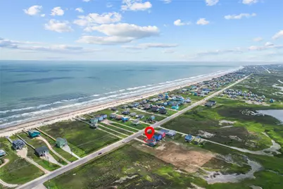 2031 Bluewater Hwy, Surfside Beach, TX 77541 - Photo 11