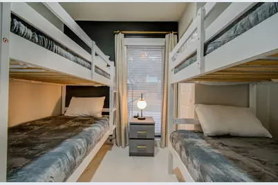 5539 Edith Street, Houston, TX 77081 - Photo 33