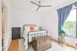406 Pacific St, Houston, TX 77006 - Photo 27