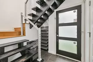 406 Pacific St, Houston, TX 77006 - Photo 5