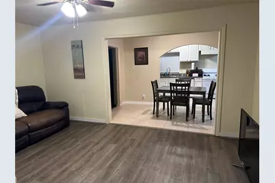 209 18th Avenue N, Texas City, TX 77590 - Photo 3