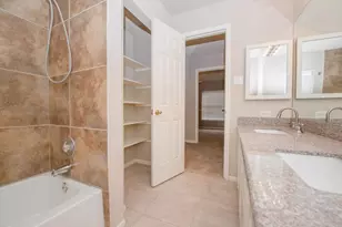 3423 Hidden Creek Dr, Sugar Land, TX 77479 - Photo 27