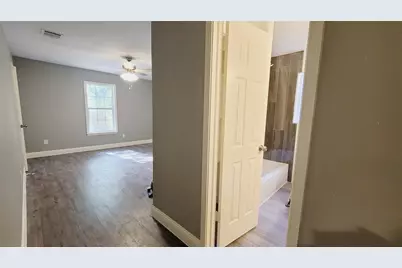 4034 Dreyfus Street, Houston, TX 77021 - Photo 9