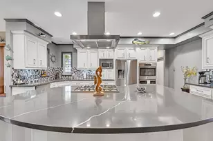 3934 Tres Dr, Galveston, TX 77554 - Photo 13