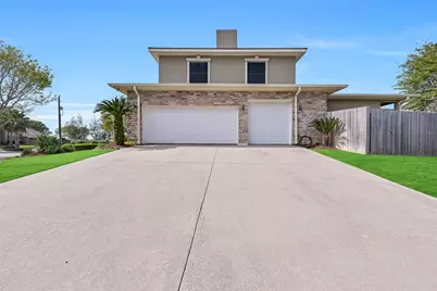 3934 Tres Drive, Galveston, TX 77554 - Photo 3