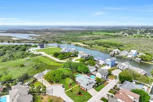 3934 Tres Dr, Galveston, TX 77554 - Photo 43