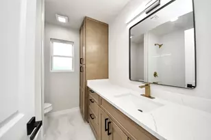 10806 Olympia Dr, Houston, TX 77042 - Photo 29