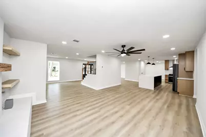 10806 Olympia Drive, Houston, TX 77042 - Photo 7