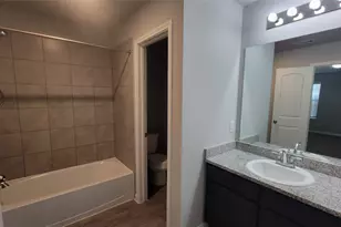 15027 Sorrento Bay Ct, Willis, TX 77318 - Photo 7