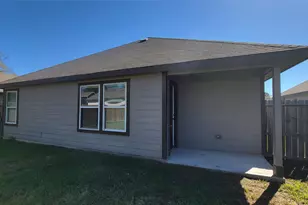 15027 Sorrento Bay Ct, Willis, TX 77318 - Photo 11